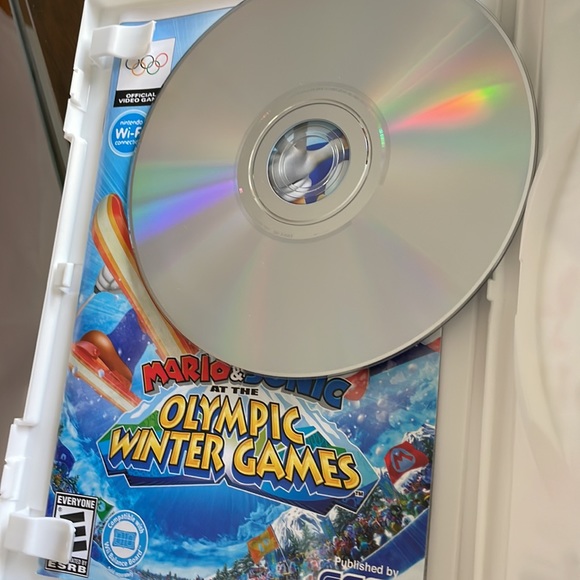 Mario and sonic at the Olympic Winter games Vancouver 2010 Nintendo Wii by Sega - Picture 4 of 4